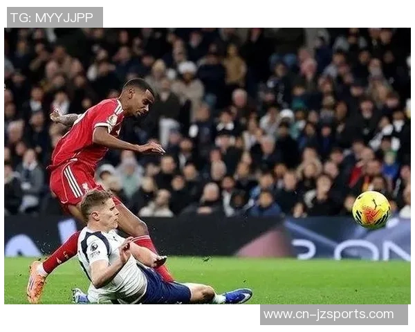 意大利媒体报道罗马有意租借齐尔克泽曼联尚未做出回应